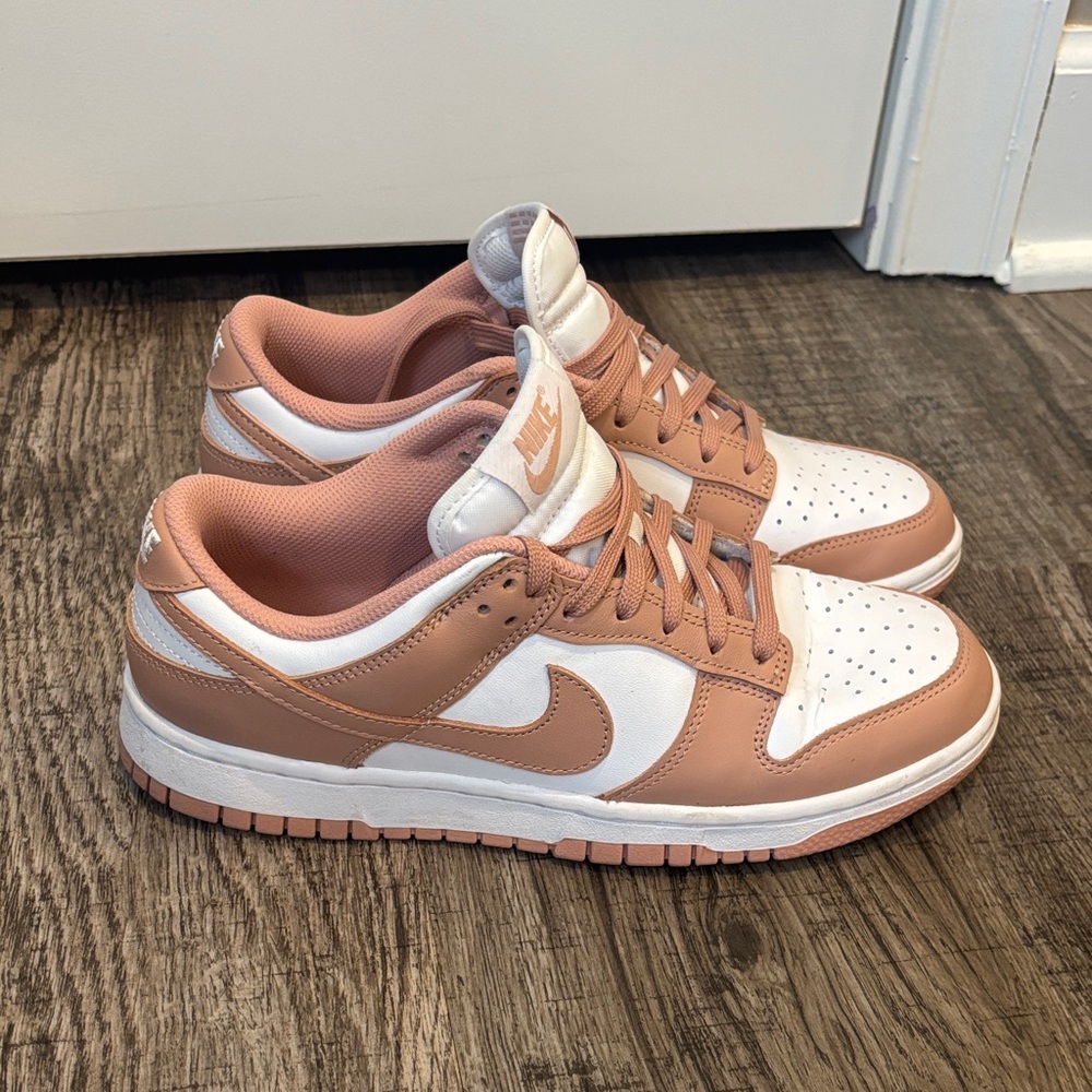 Nike Low-Top Sneakers in Blush Pink and White